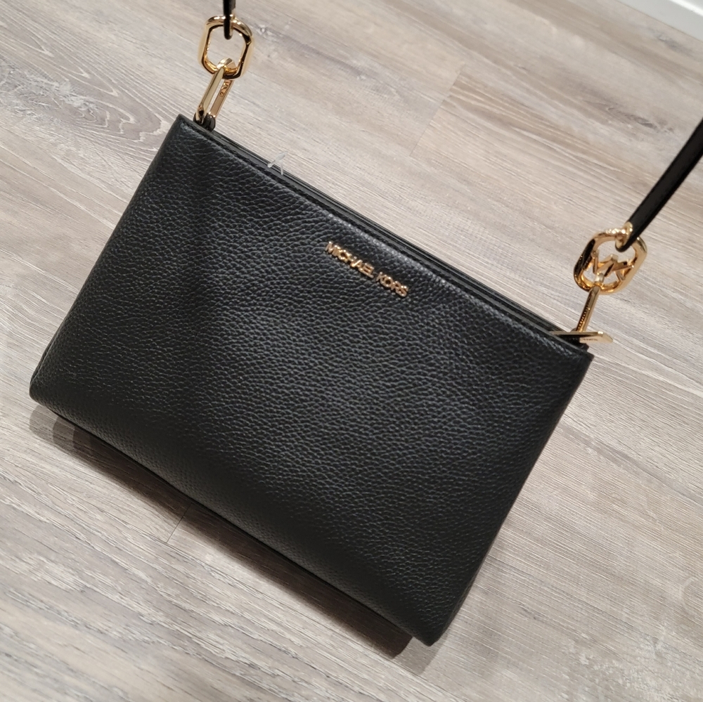 NWT Michael Kors Crossbody Purse! - Picture 5 of 11